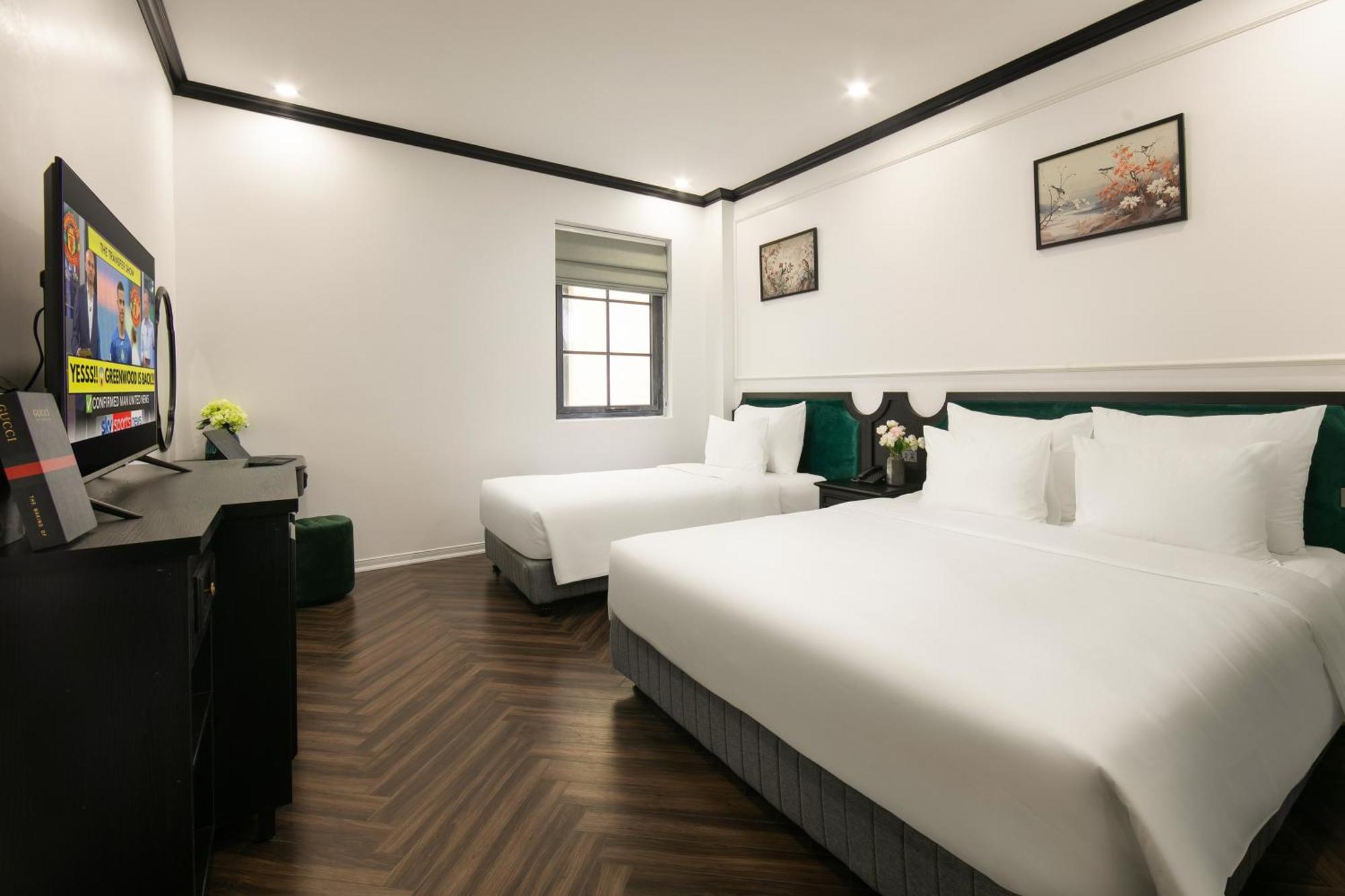 Hotel Elegant Boutique 4*