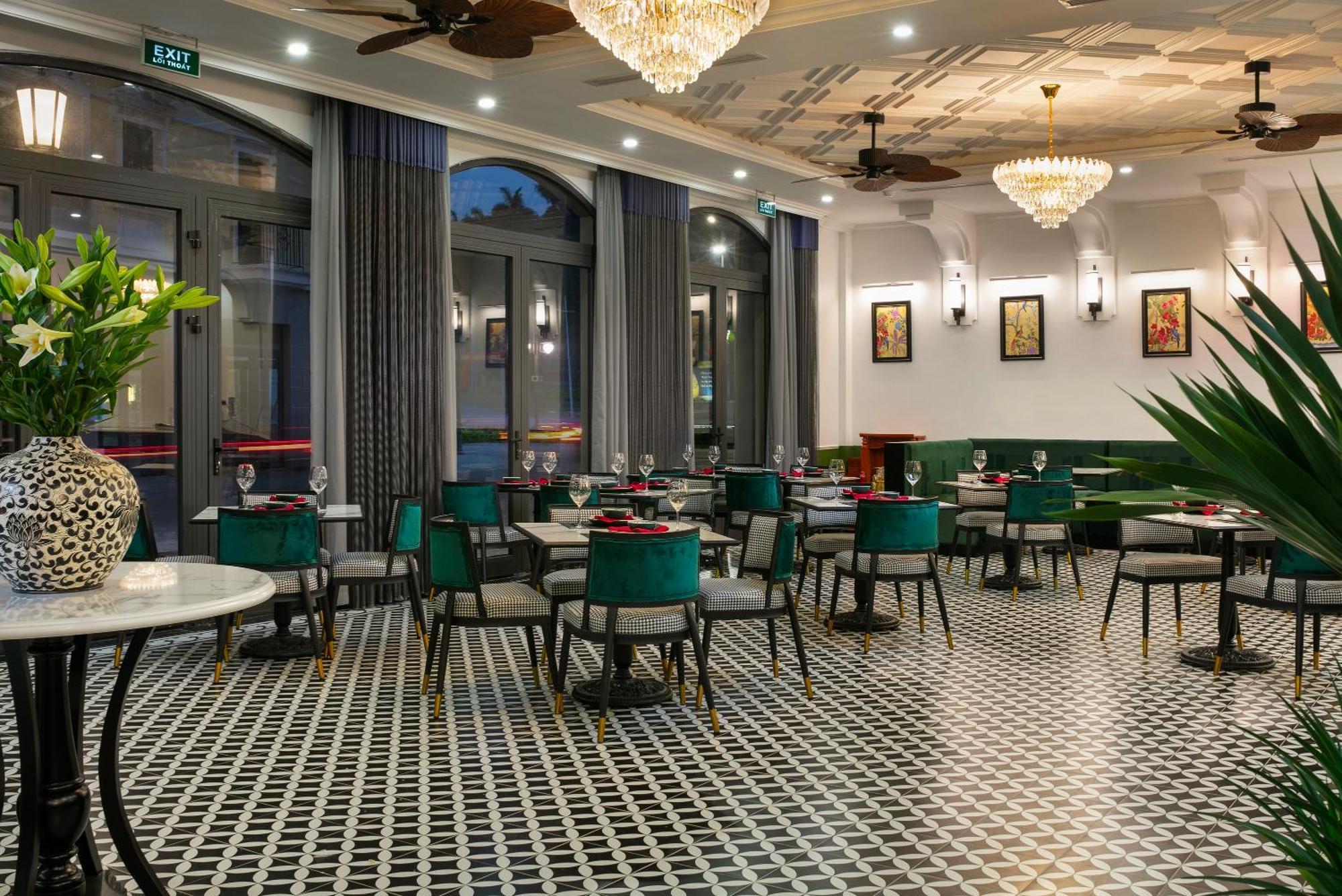 Hotel Elegant Boutique Ha Long